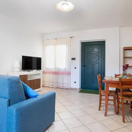 Olbia Central Apartment オルビア